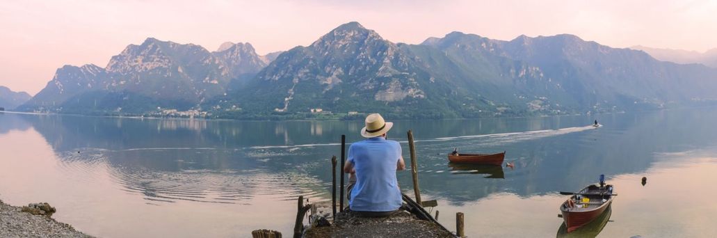 Italien - Mann am See