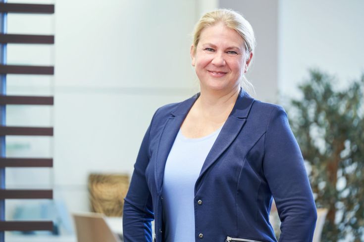 Astrid Schlun, Reiseberaterin im LCC Niederrhein Alter Markt
