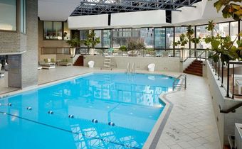 DoubleTree by Hilton Montreal 