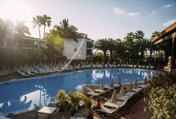 Hotel Parque Tropical