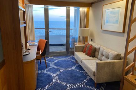 Balkonsuite Wohnbereich auf MS VASCO DA GAMA