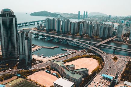 Blick auf Skyline von Küstenstadt Busan in Südkorea