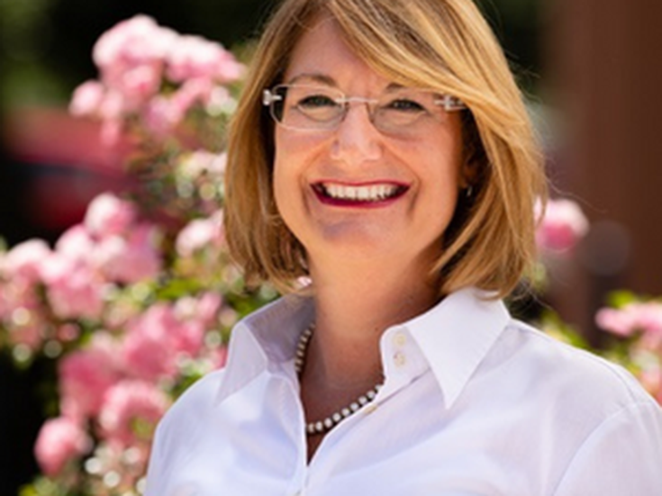 Claudia Schüßler, Reiseberaterin im LCC Niederrhein Wickrath