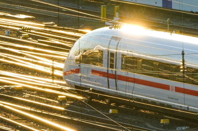 ICE 3neo der Deutschen Bahn