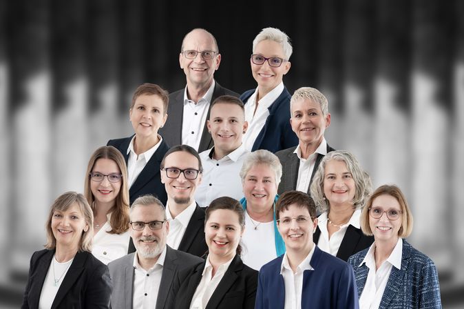 Gruppenbild Mitarbeiter Lufthansa City Center Pforzheimer Reisebüro