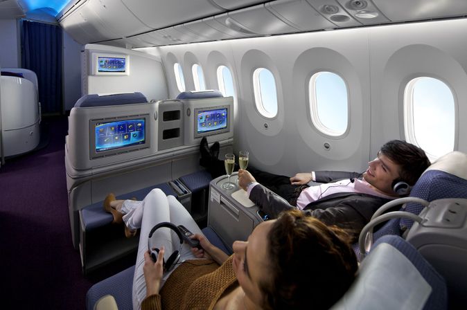 Flugzeug unseres Partners Air Europa am Himmel