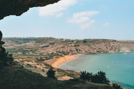 Strand nahe der Tal Mixta Höhle auf Gozo