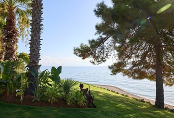 Avali, Mar-Bella Collection