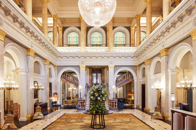 Rezeptionshalle des Hotels Clermont Victoria London