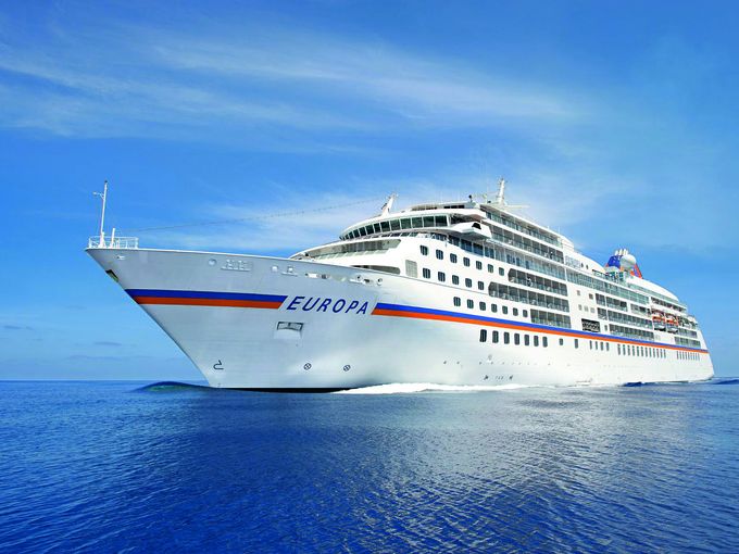 MS EUROPA auf See