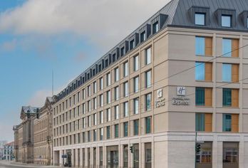 Holiday Inn Express & Suites Potsdam