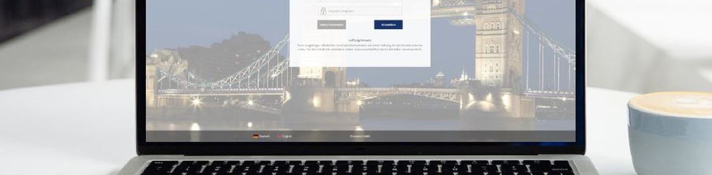 onesto Login am Laptop