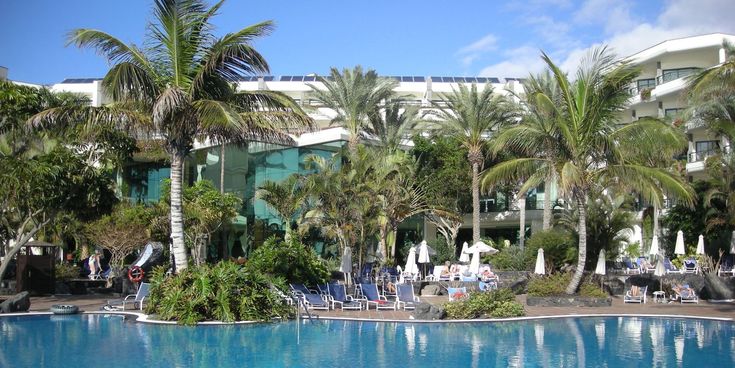 Poollandschaft des Hipotels Natura Palace