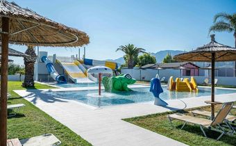 Sandy Beach Hotel