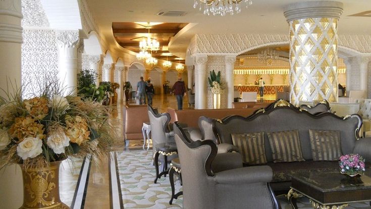 Eingangsbereich im Hotel Alhambra