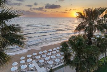 Side Star Beach