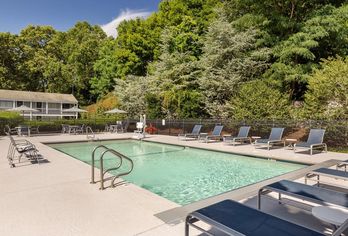 Best Western Plus Cold Spring