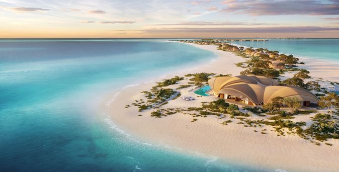 Meer und Strand am Nujuma Ritz-Carlton Reserve Saudi-Arabien