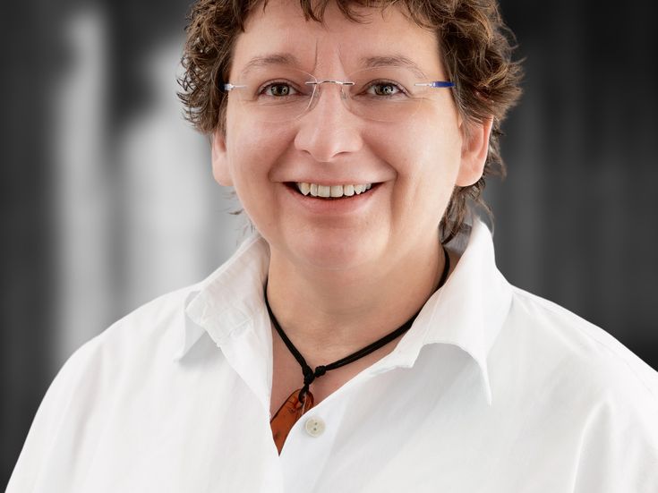 Andrea Aettner vom Lufthansa City Center Pforzheimer Reisebüro