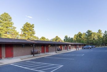 Yavapai Lodge
