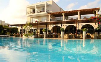 Peridis Family Resort