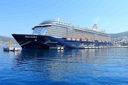 Mein Schiff 3 im Hafen