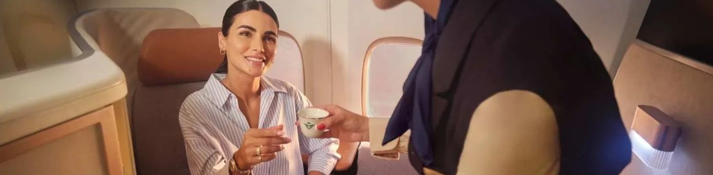 Saudia Airbus A320 am Flughafen mit Business-Class-Kabine