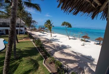 Nest Style Beach Zanzibar
