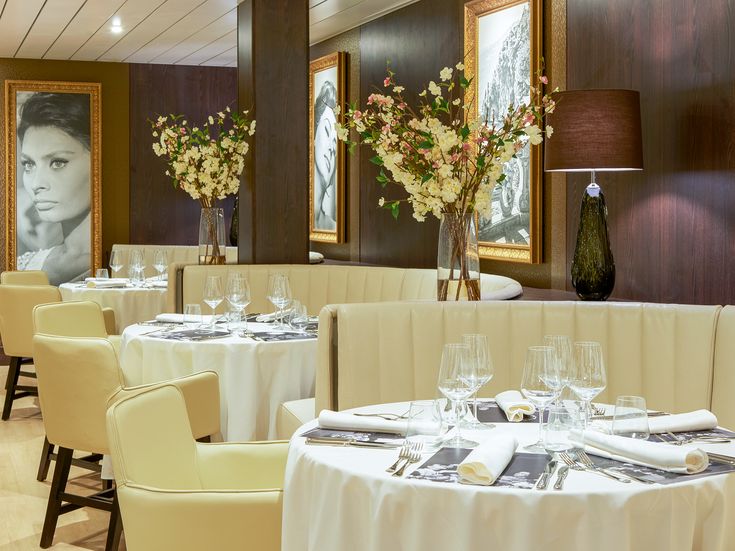 Außenbar an Bord der Mein Schiff Relax