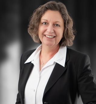 Angela Battenfeld vom Lufthansa City Center Pforzheimer Reisebüro