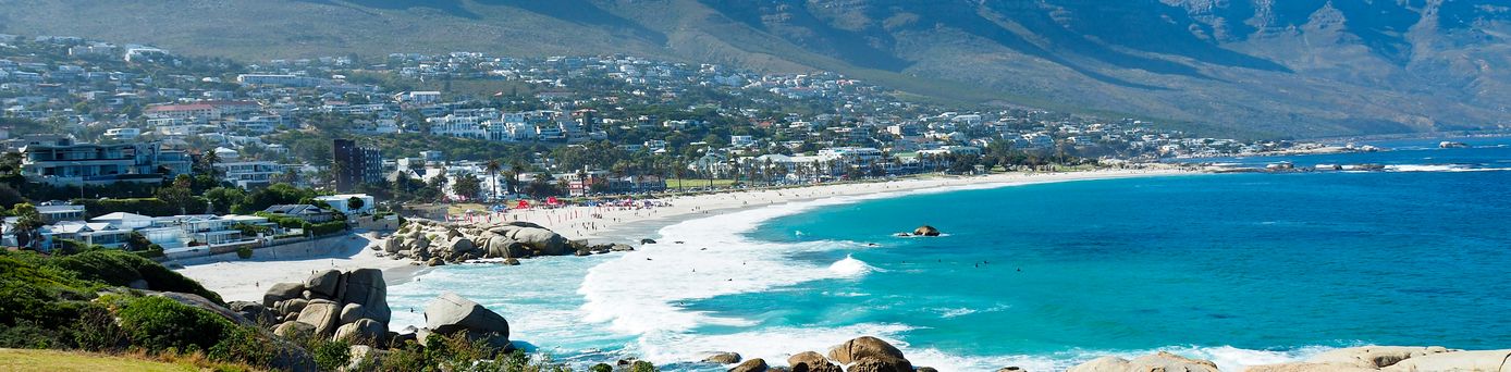 Camps Bay Bucht bei Kapstadt in Südafrika Kapregion