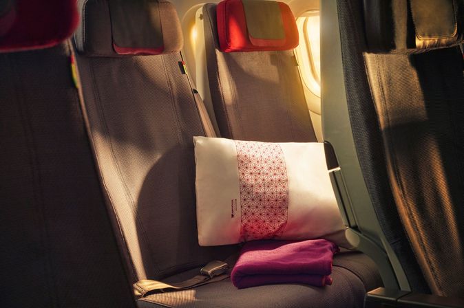 Flugzeug unseres Partners Air Europa am Himmel