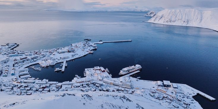 MS Finnmarken auf See 