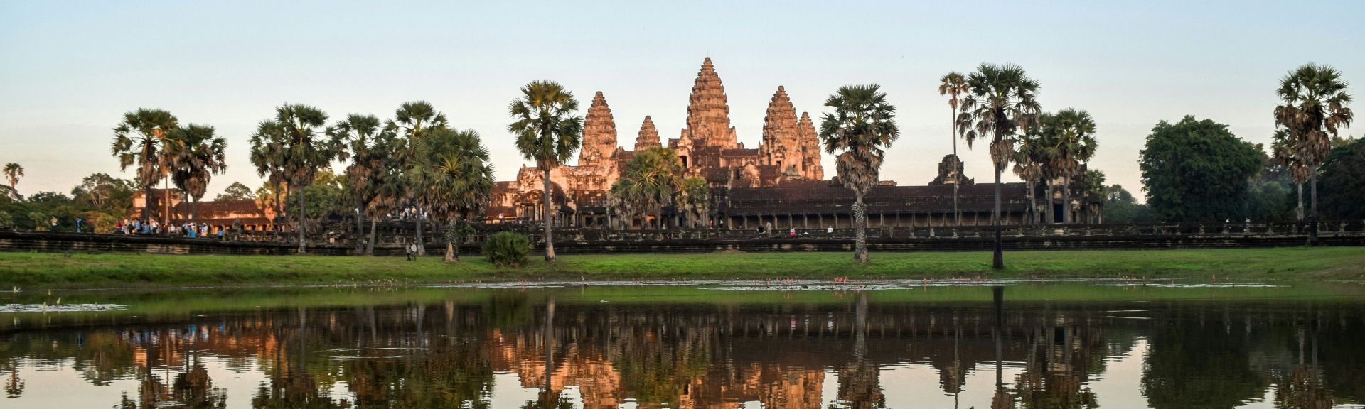 Rundreise - Tempelanlage am See in Kambodscha