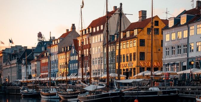 Kopenhagen bekannte Hafenzeile Nyhavn © SAS