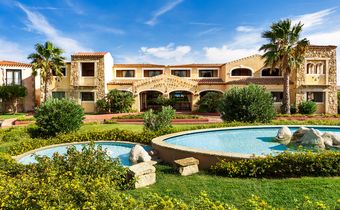 Colonna Resort