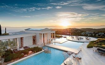 Amanzoe