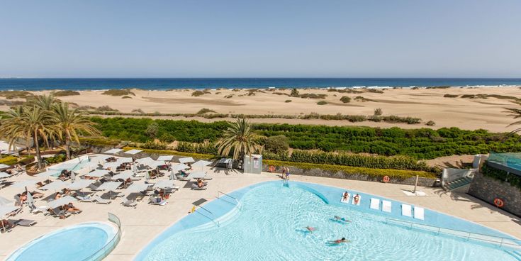 Poollandschaft des Santa Monica Suites Hotel