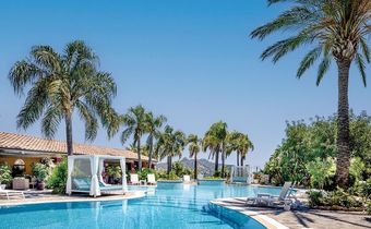 Cruccuris Resort