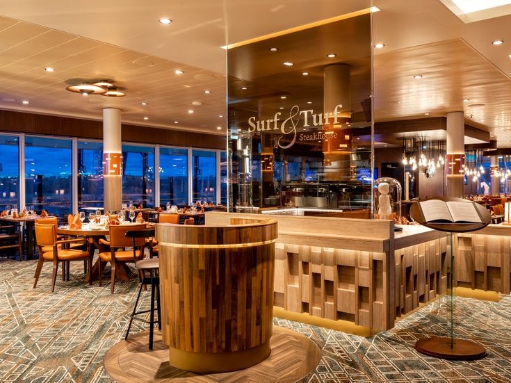 Außenbar an Bord der Mein Schiff Relax