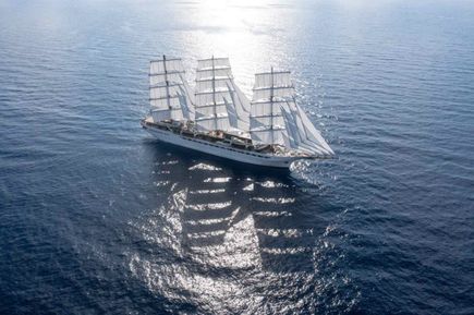 Sea Cloud Spirit auf hoher See