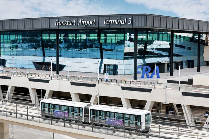 Ansicht Hauptgebäude neues Terminal 3 Frankfurt Airport
