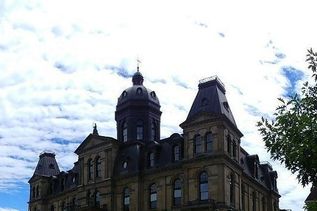 Historisches Gebäude in Fredericton und Saint John