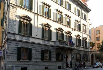De La Pace, Sure Hotel Collection by Best Western