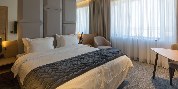 Bett in Hotelzimmer