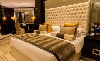 Mövenpick Dubai Grand Al Bustan