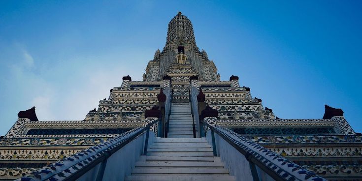 Tempelanlage Wat Arun in Thailands Hauptstadt Bangkok