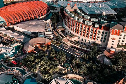 Blick auf Sentosa, die Spaßinsel Singapurs