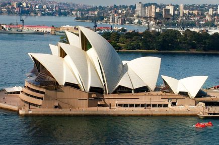 Blick auf Meer und Sydney Oper