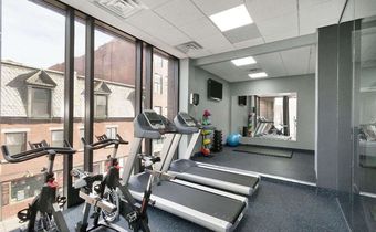 Travelodge Hotel by Wyndham Montreal Centre